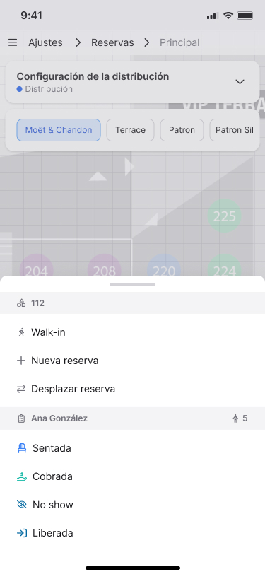 Mobile bottom sheet for an occupied table showing walk-in, new reservation, status change options
